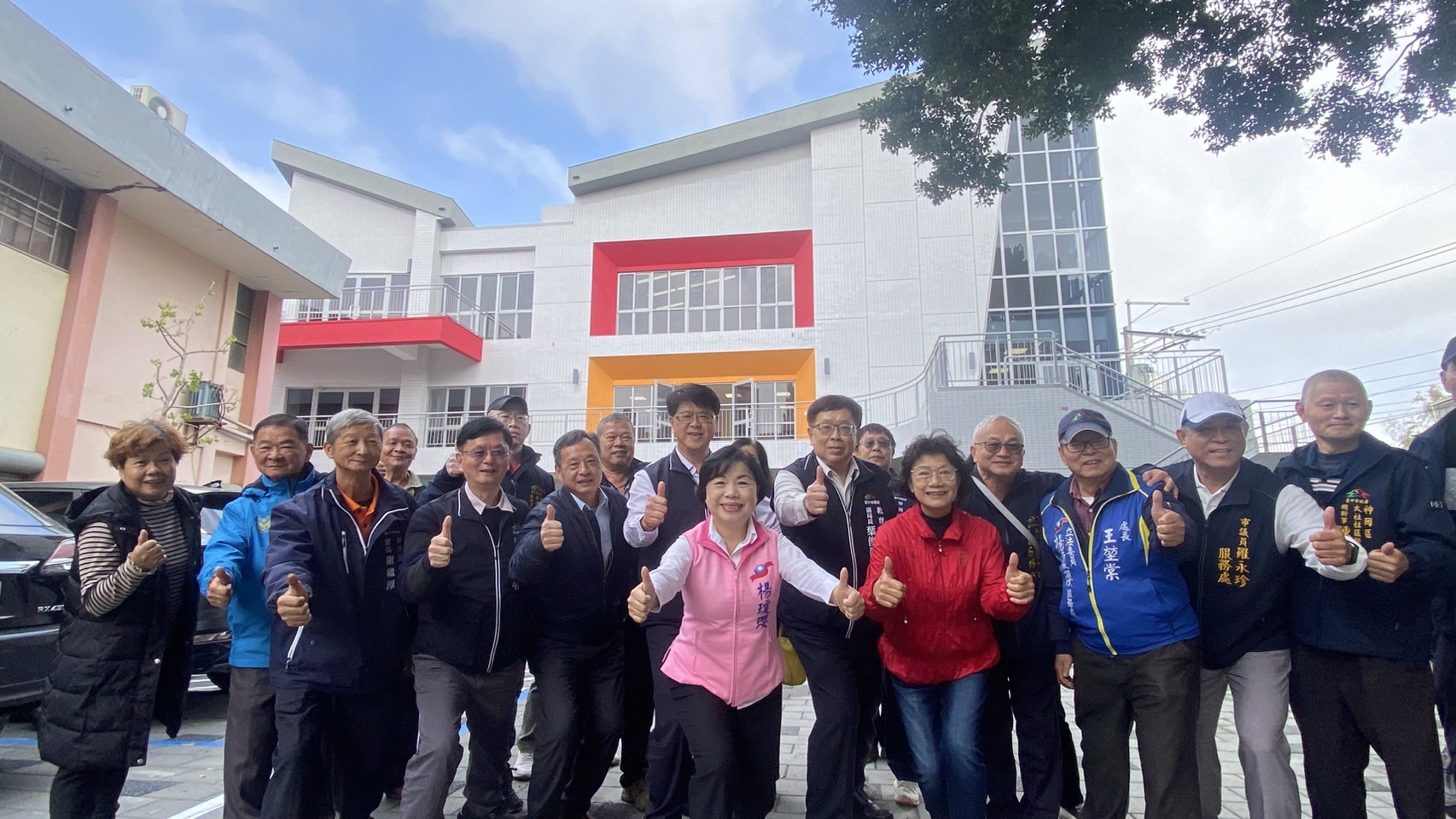 中市神岡岸裡國小圖書室暨市民活動中心全新完工   楊瓊瓔...