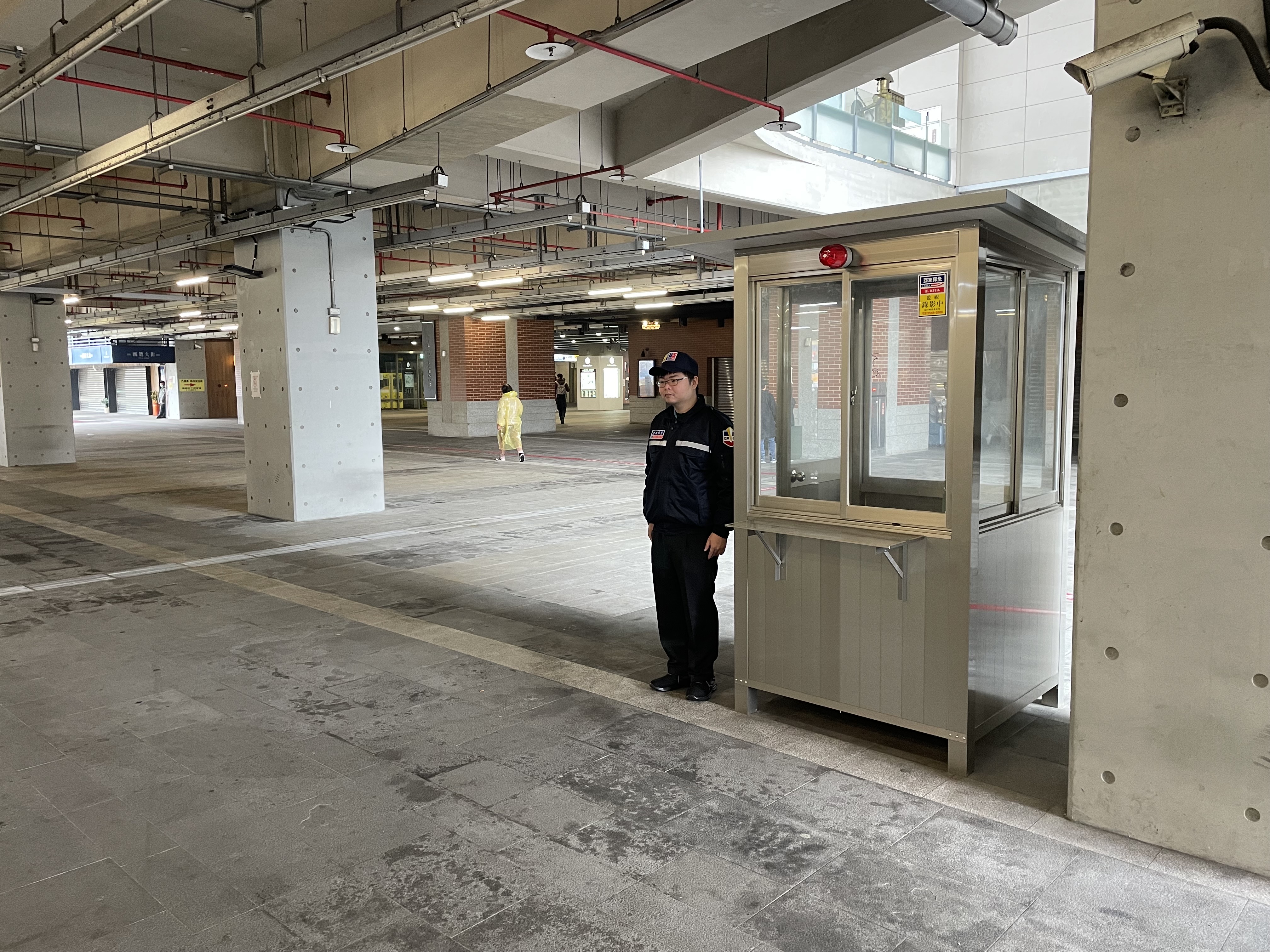 台中車站公車月台進駐保全   交通局祭「三不」維護環境