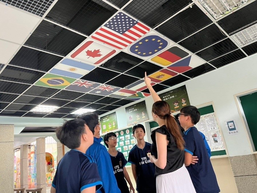 打造雙語學習新天地!教育局補助學校建置多元雙語情境，...