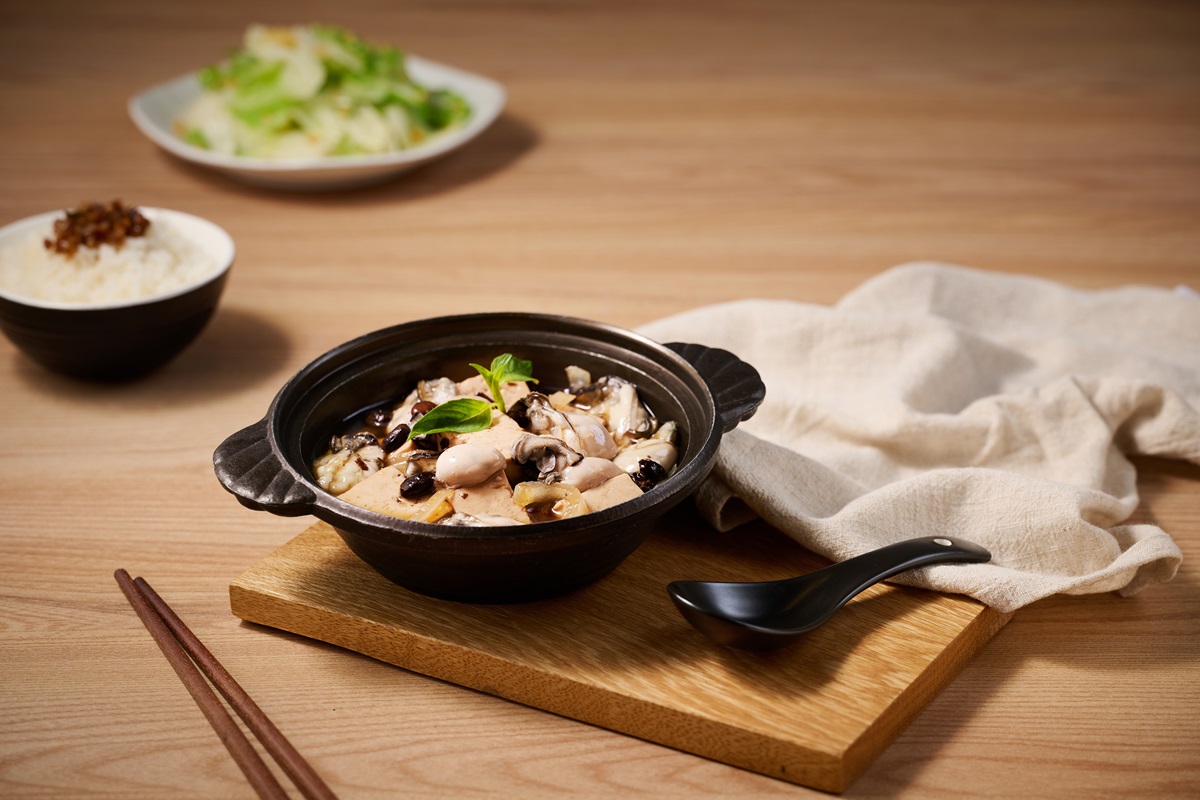 迎開學季逢168送鮮蚵   連鎖餐飲上菜肉好多...