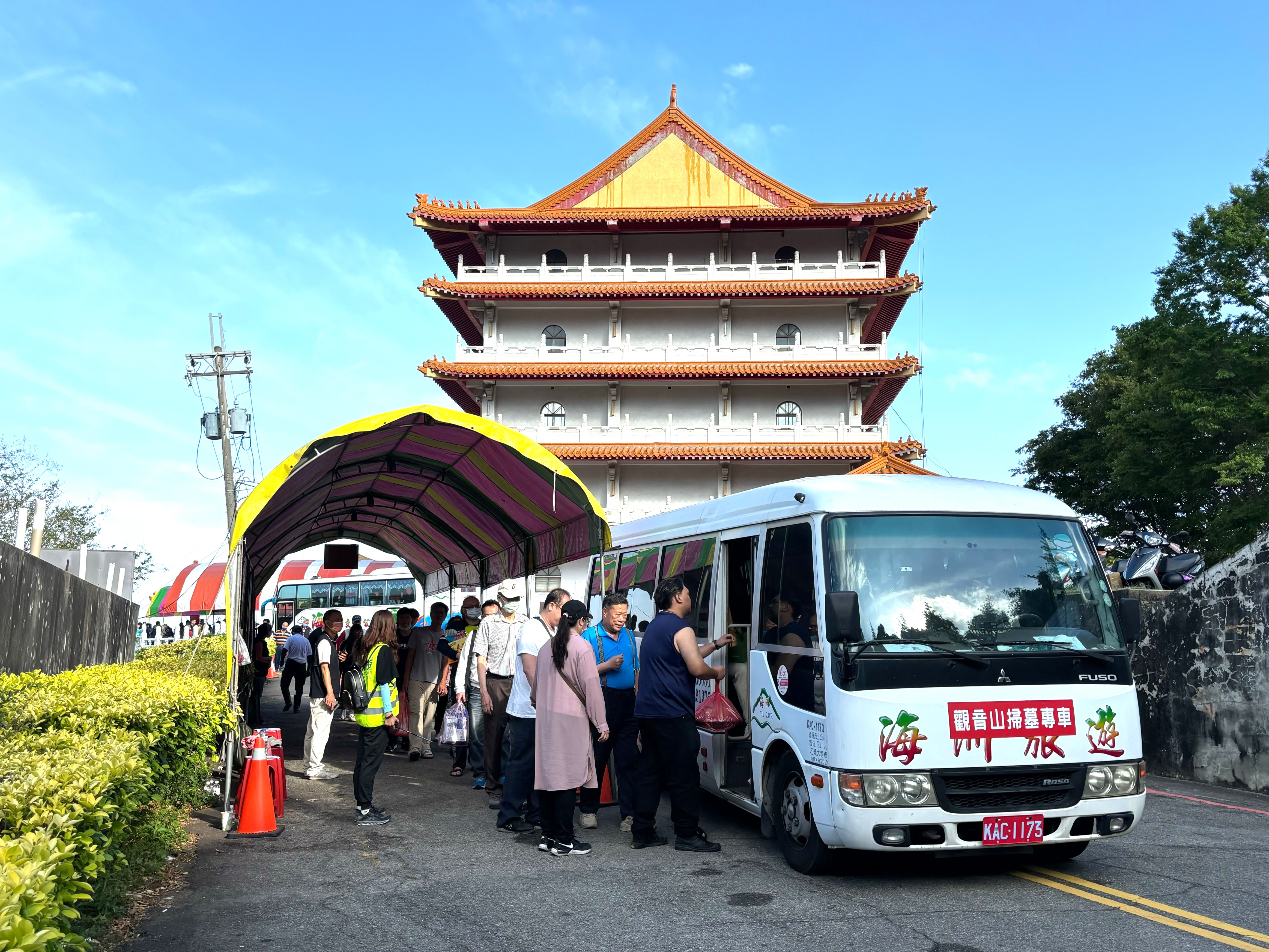 鼓勵提前掃墓或線上追思   清明免費接駁專車3/15起跑...