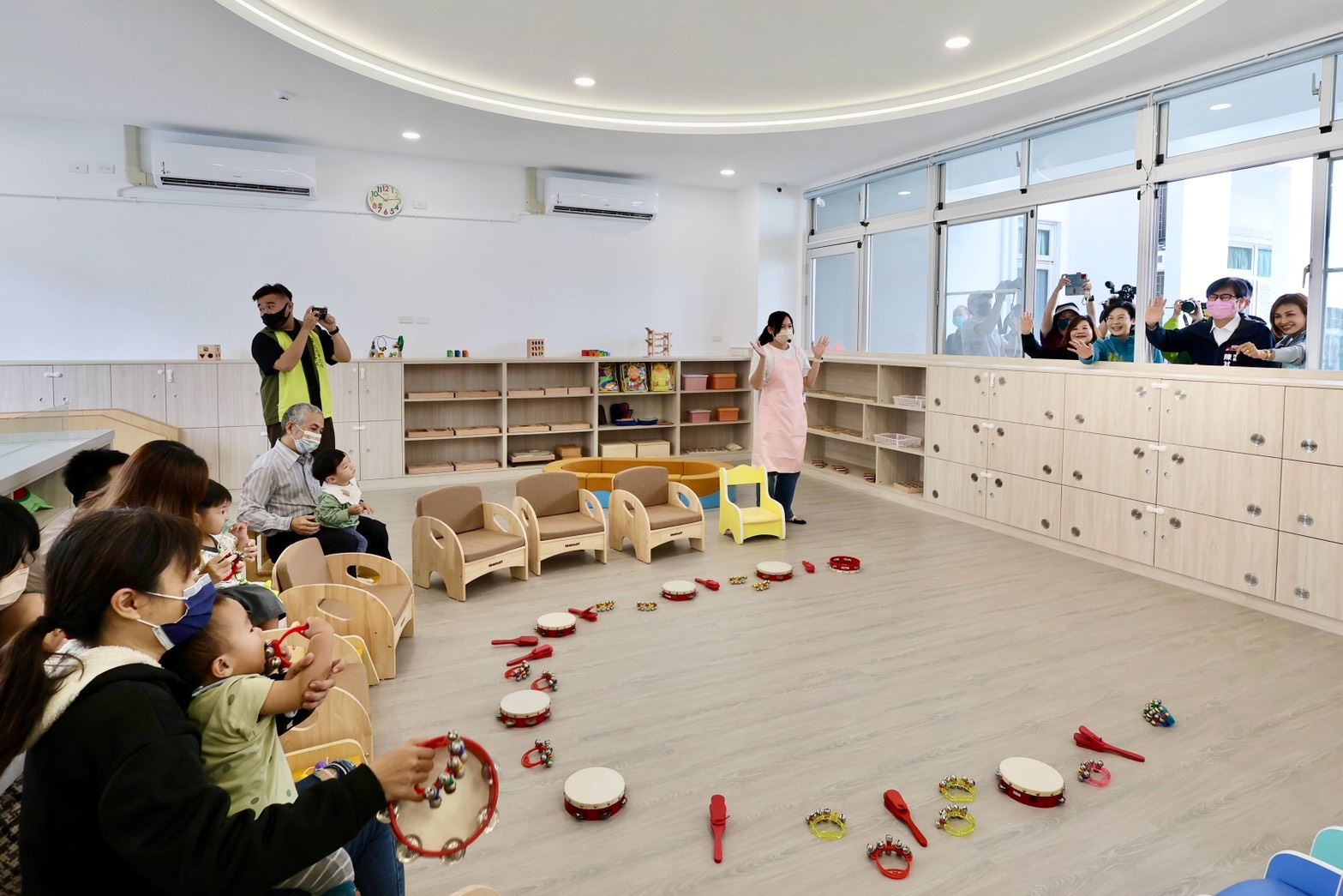 仁武灣內公托開幕   高市府調高公托專業人員薪資   營造友...