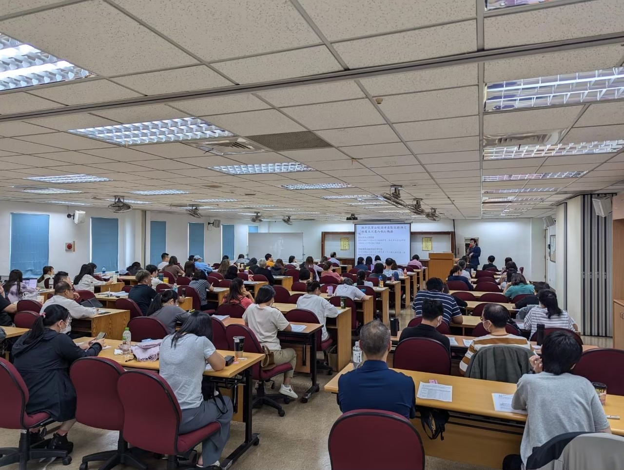 新北勞動教育學院火熱招生中  協助勞工朋友們提升勞權知...