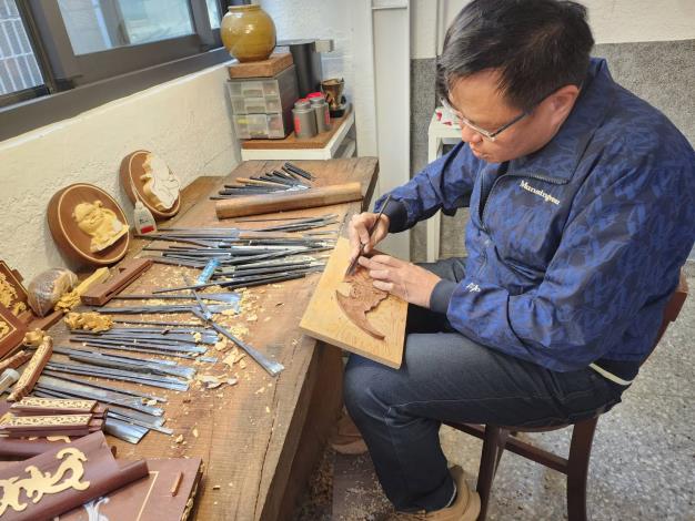 「臺南奇人帶路」系列報導展開  看劉進文用「茄苳入石柳...
