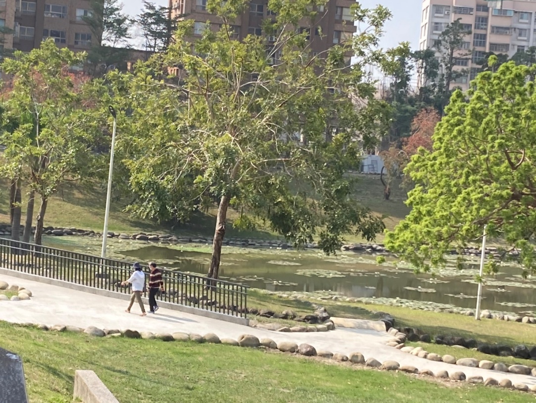 本和里滯洪池煥然一新 民眾大讚步道平順好走...