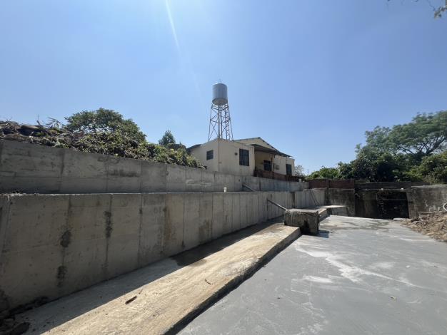 楠西地震損壞灣丘護岸   南市水利局全力搶險完成修復...