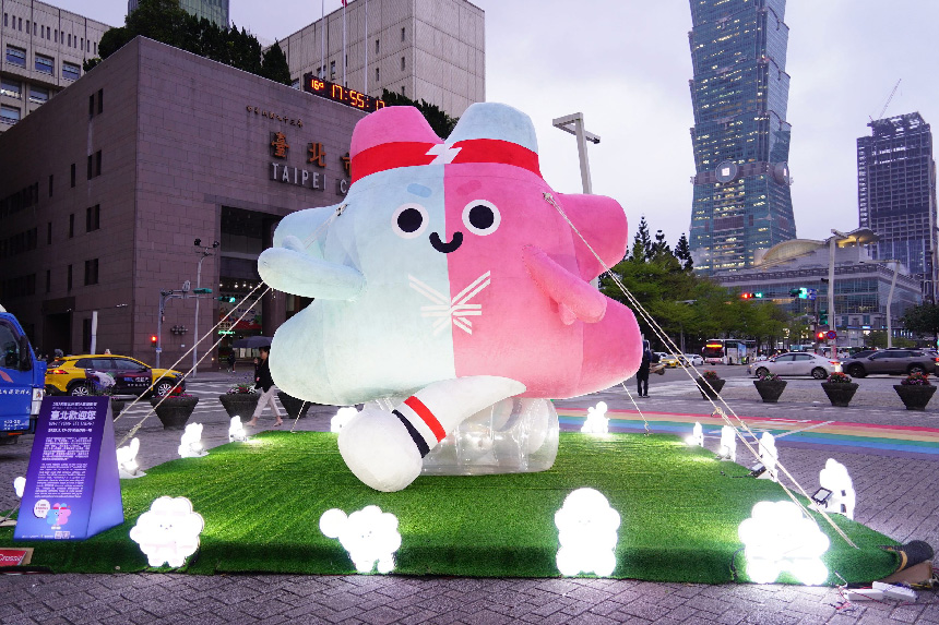 迎接世壯運！  4公尺壯寶氣偶市民廣場驚喜登場...