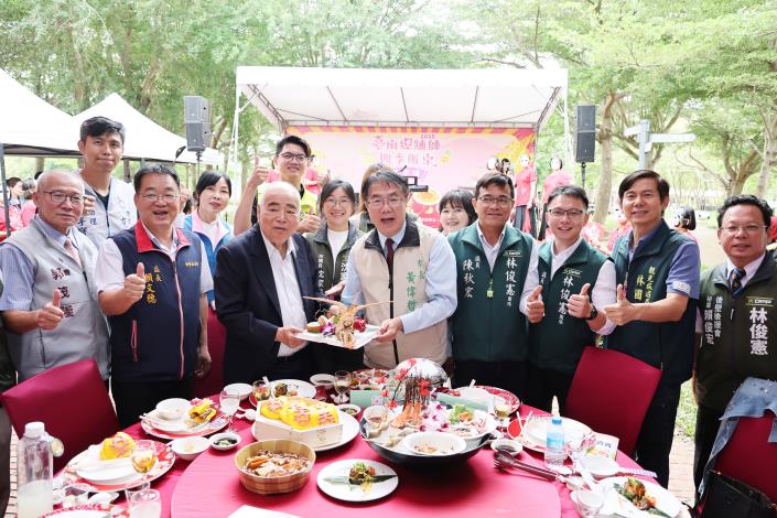 台南總舖師四季辦桌春季饗宴德元埤盛大開席 黃偉哲與千人...
