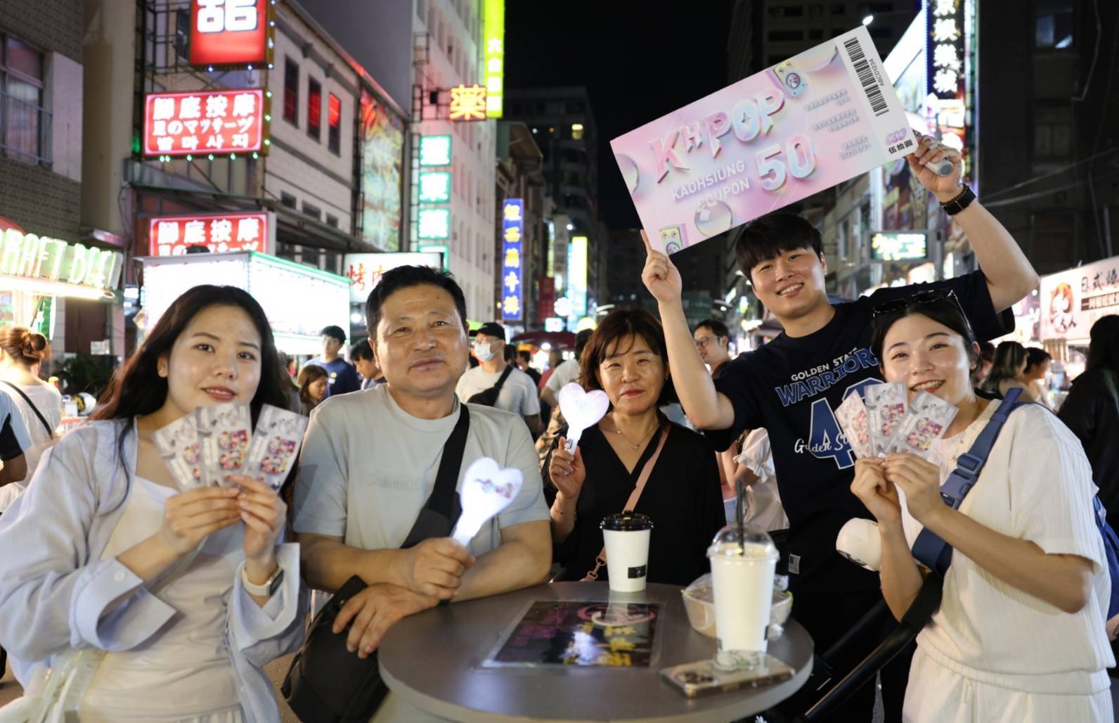 最夯端午連假在高雄   陳奕迅與人氣韓團同週末開唱   海內外樂迷助攻夜市商機