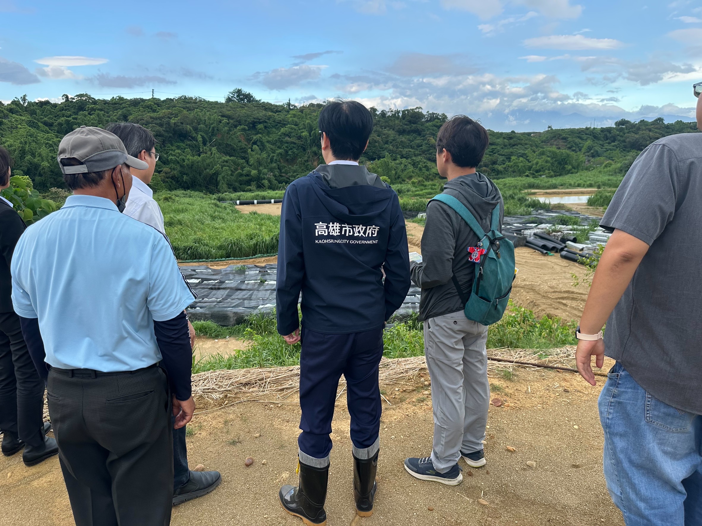 丹娜絲颱風逼近 陳其邁市長邀集和山里長勘查大樹和山光電場防汛措施