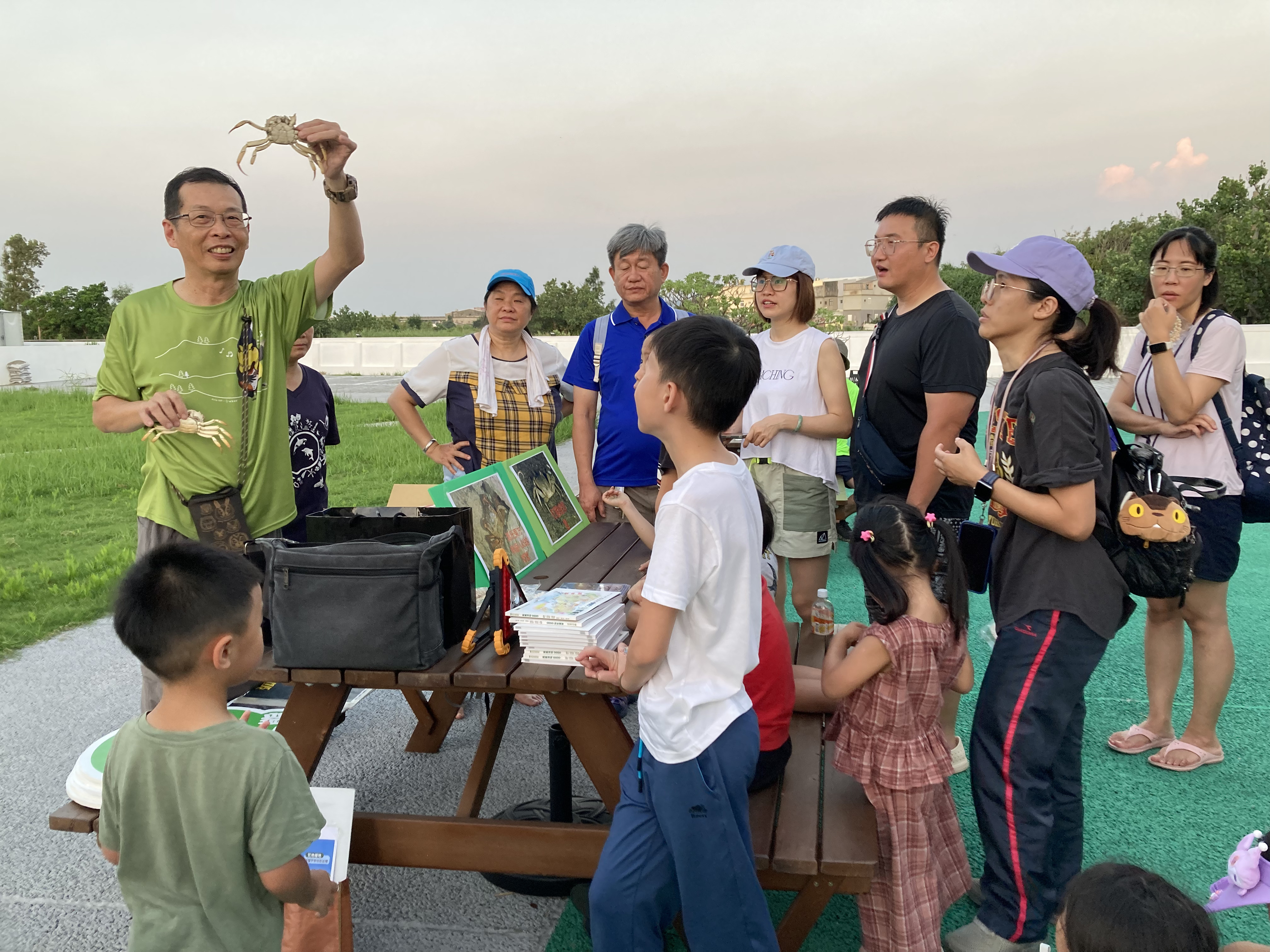  農業局邀民一起守護生態！陸蟹巡守體驗開放報名...