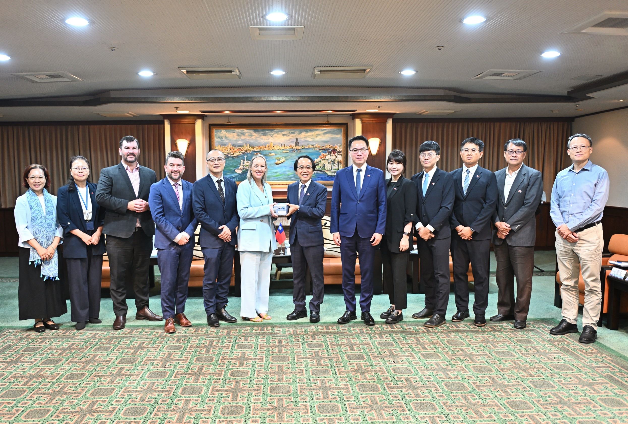 澳洲跨黨派州議員拜會高雄市政府   推動城市治理合作...