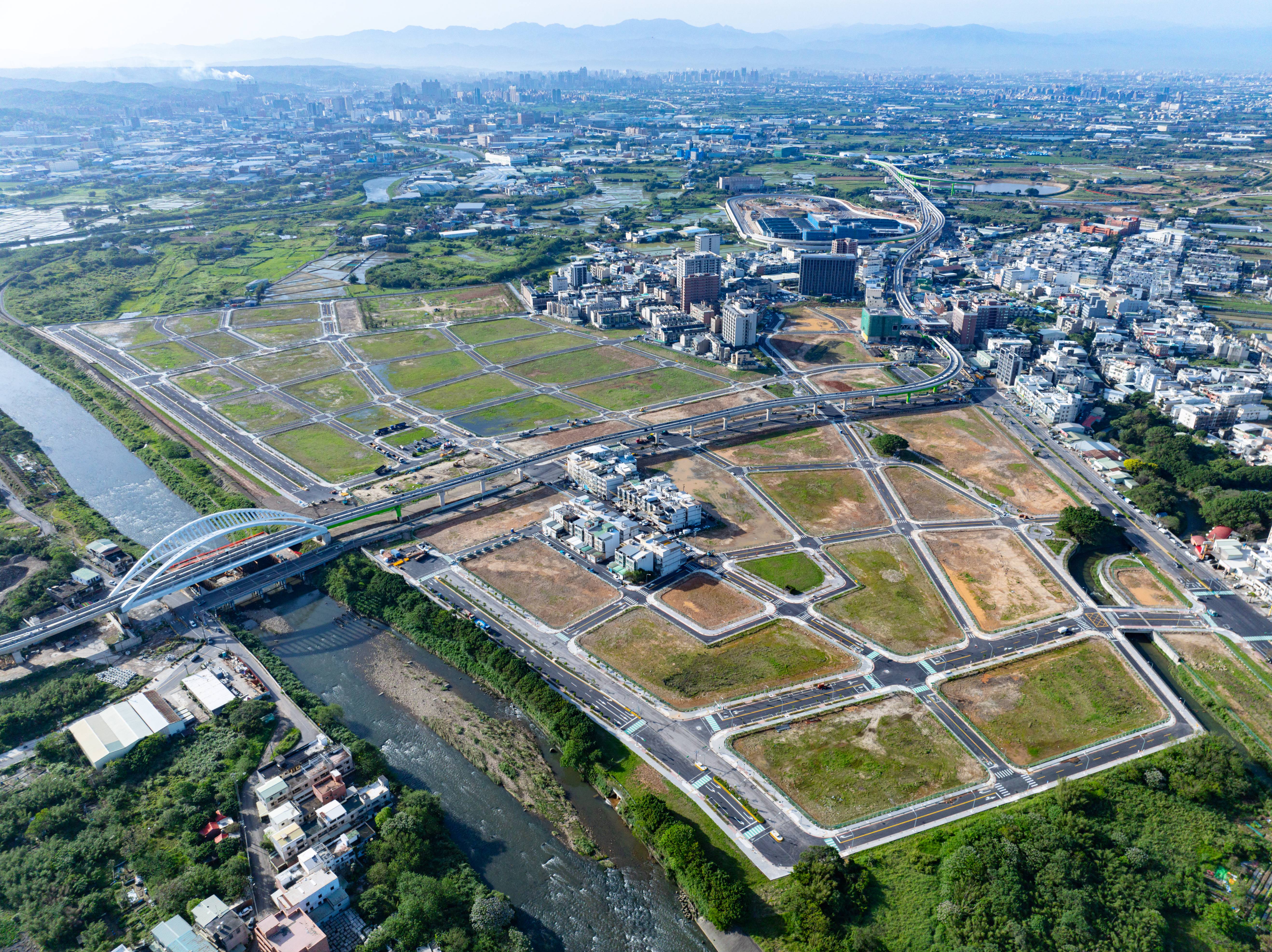 「桃園市大園區菓林市地重劃工程」完工啟用及通車典禮...