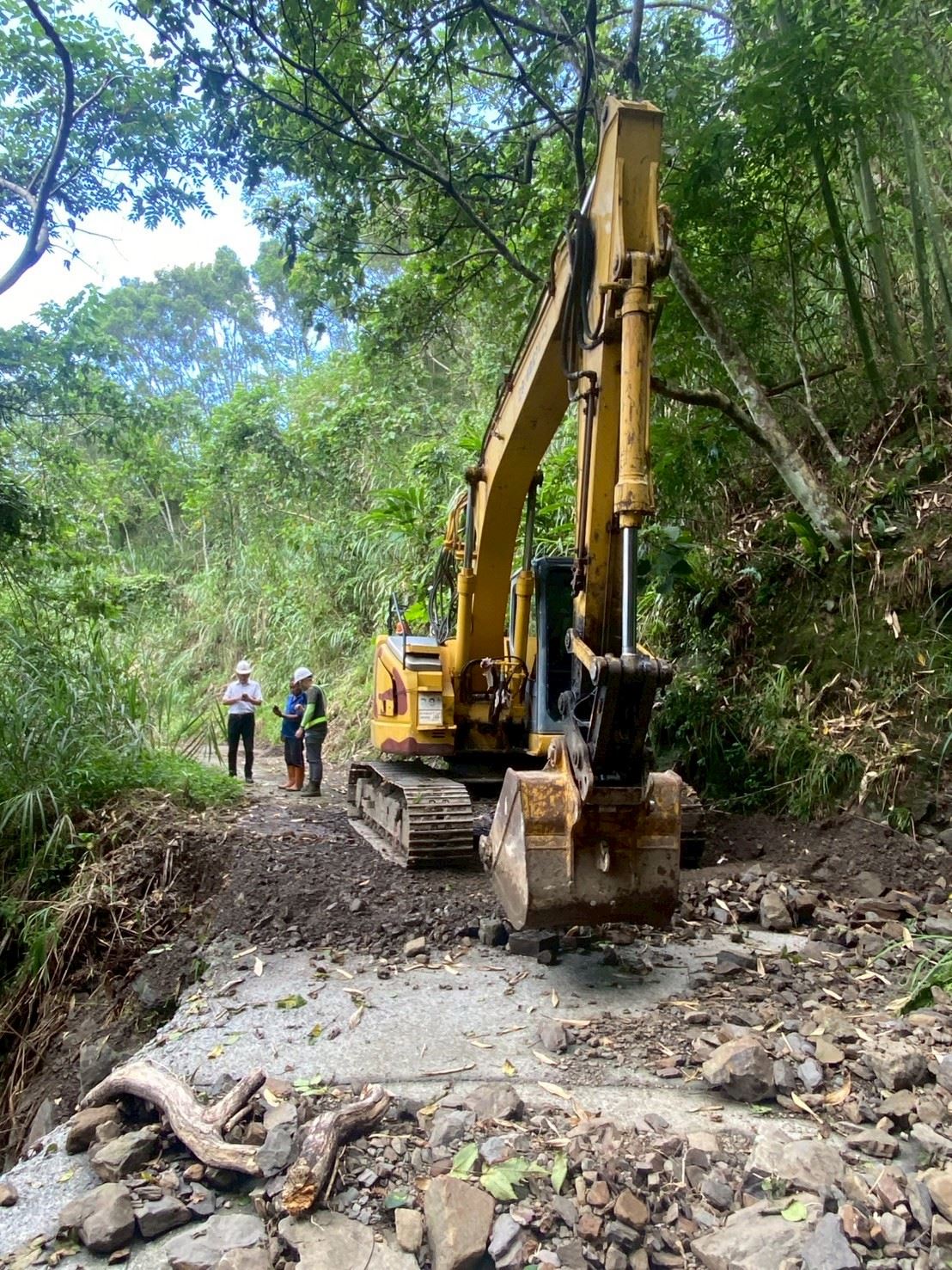 豪雨重創山區道路   高市工務局全力搶修救災