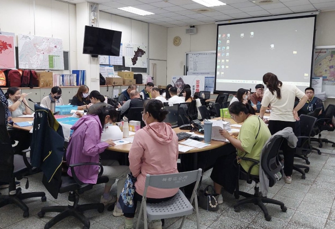 南市府全力協助各區公所辦理丹娜絲颱風屋損慰助金  加速審核撥款