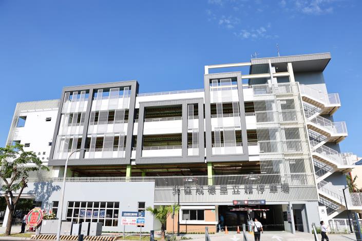 北區成德里立體停車場啟用　多功能設施回應市民多元需求...