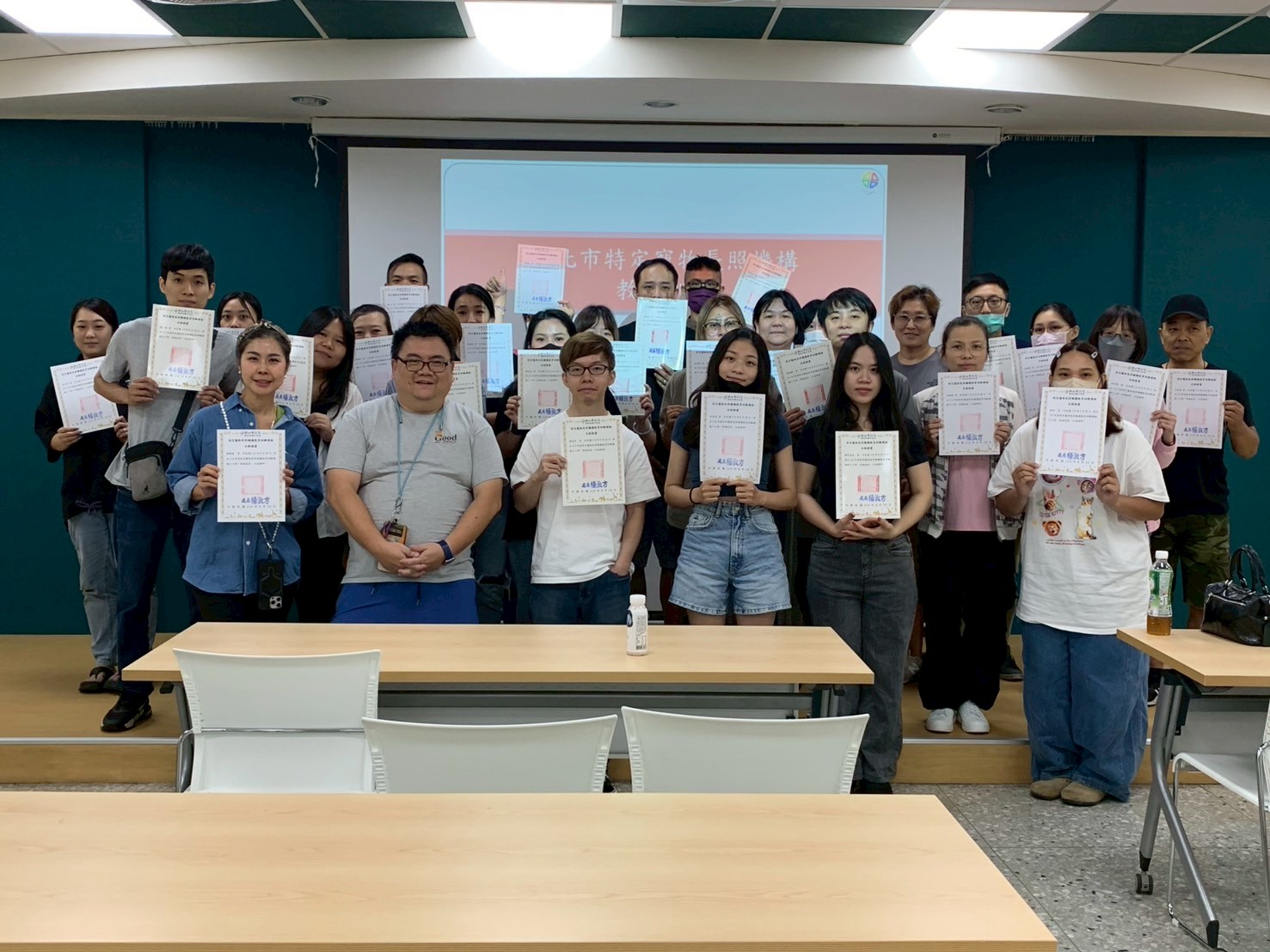 呵護高齡犬貓   新北動保處開辦寵物長照教育訓練課程...