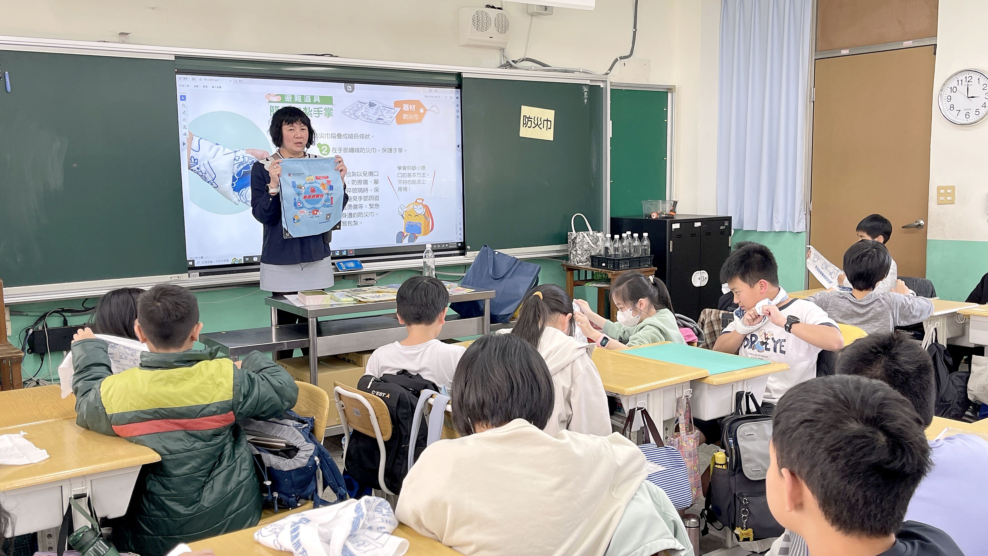 防災教育再升級   臺北市全國首創研發教材搭配專屬防災巾...