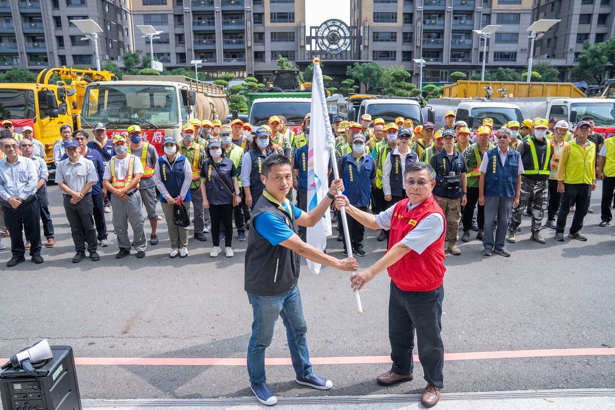 高雄全力馳援花蓮災區重建   跨局處支援團隊整備出發...