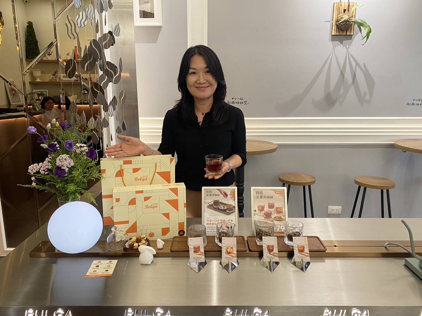 冰淇林名店淬練啡凡品！ 中秋迎冰三件套一次到位...