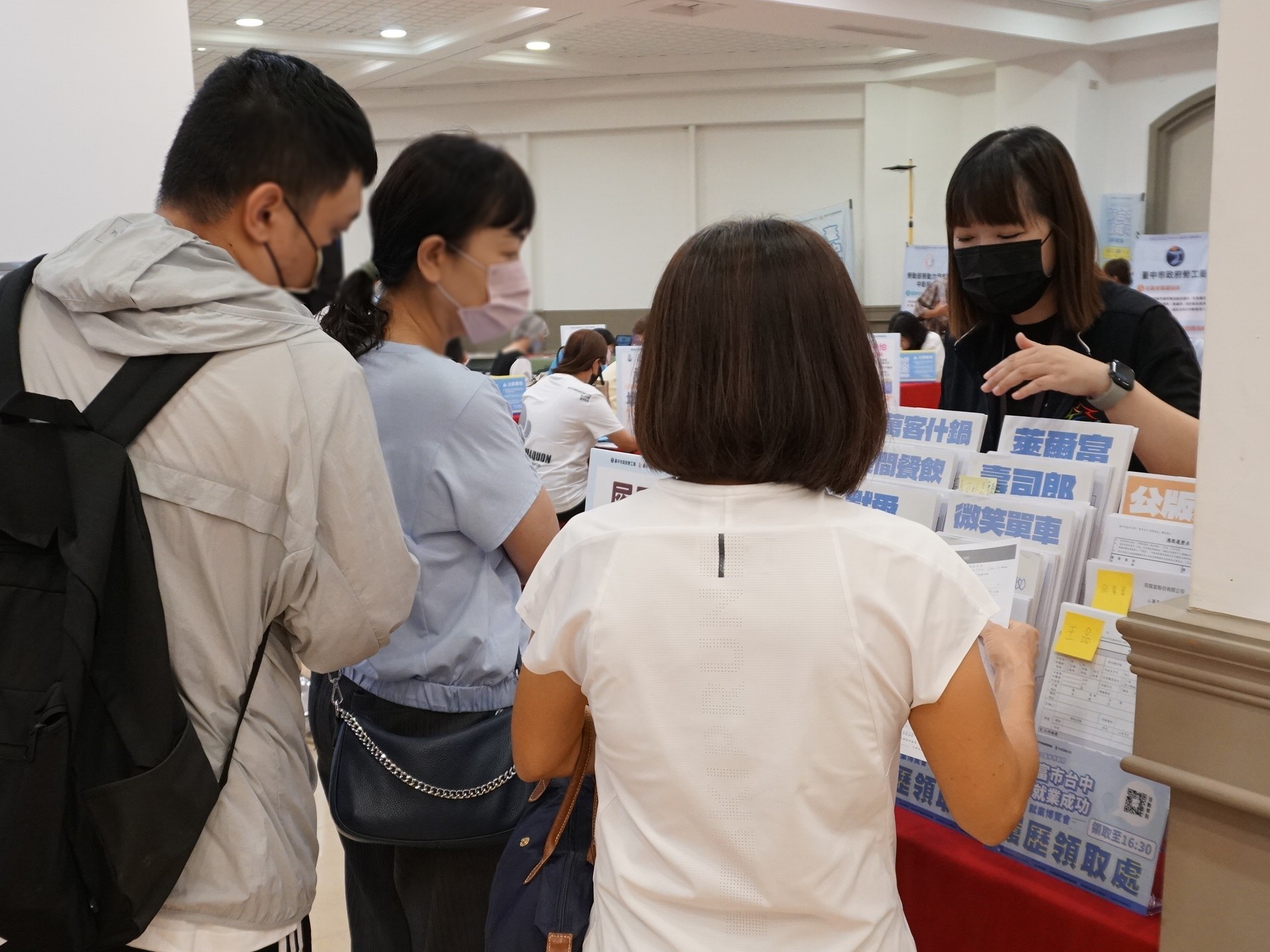 協助新光三越開業補人力 中市聯合徵才釋出百職缺...