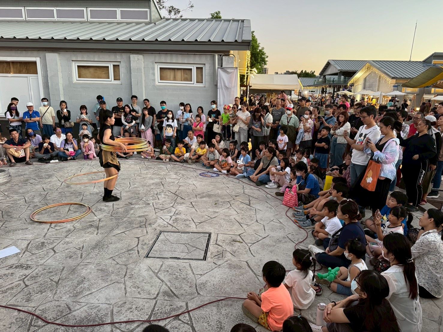 「2025桃園街頭藝人嘉年華」動態街藝體驗 教學團隊：人形...