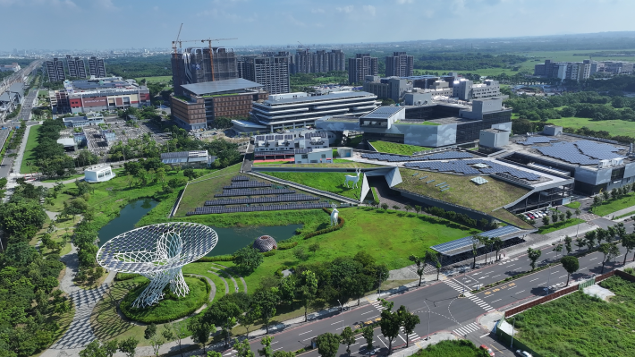 臺南持續吸引國際大廠進駐 展現南部產業升級的強大實力...