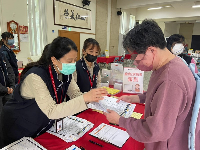 11月徵才總動員   中市最大場就博會11/1登場