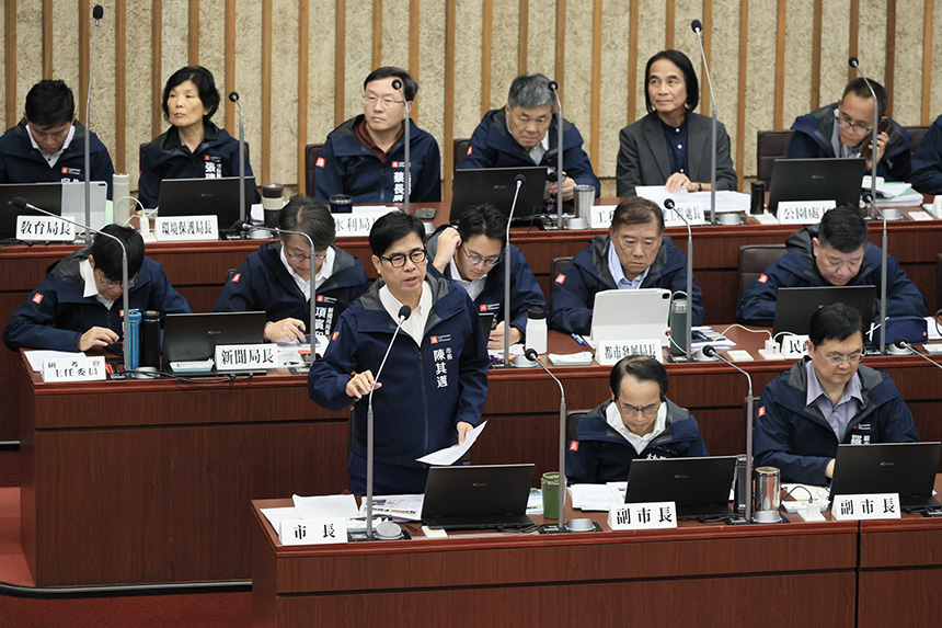 促進都會區原住民長輩照護  陳其邁：打造母語溝通友善據...