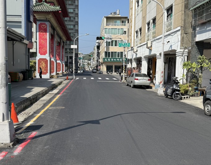 鹽埕區必信街箱涵完成翻新  道路通行安全與排水同步提升...