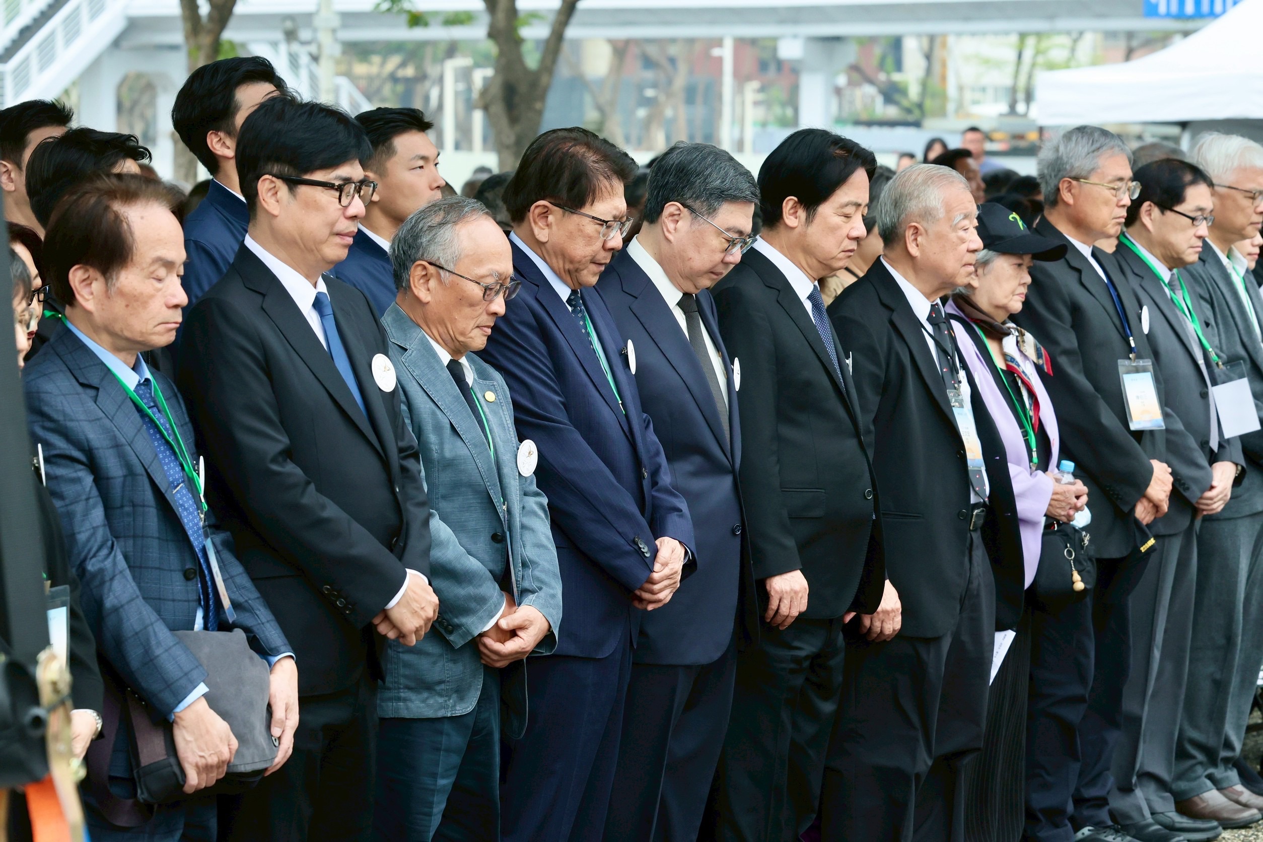 陪同賴總統出席二二八事件紀念儀式 陳其邁：勇敢台灣人讓...
