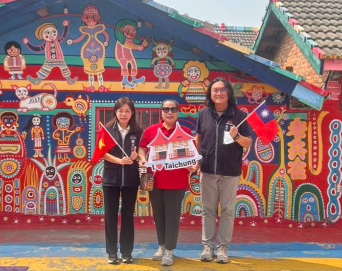 大甲媽遶境受國際關注　中市結合越捷航空媒體踩線拓展海...