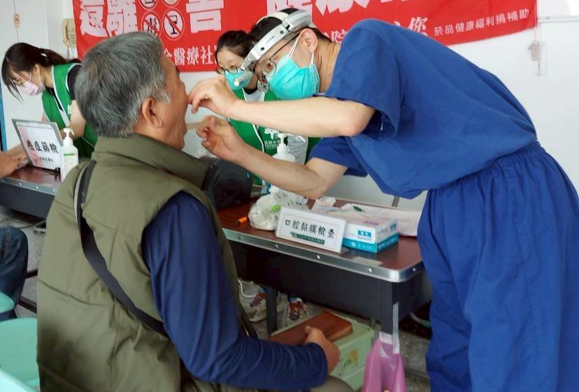 嚼食檳榔提神風險高  高市衛生局籲勞工預約公費口腔癌篩...