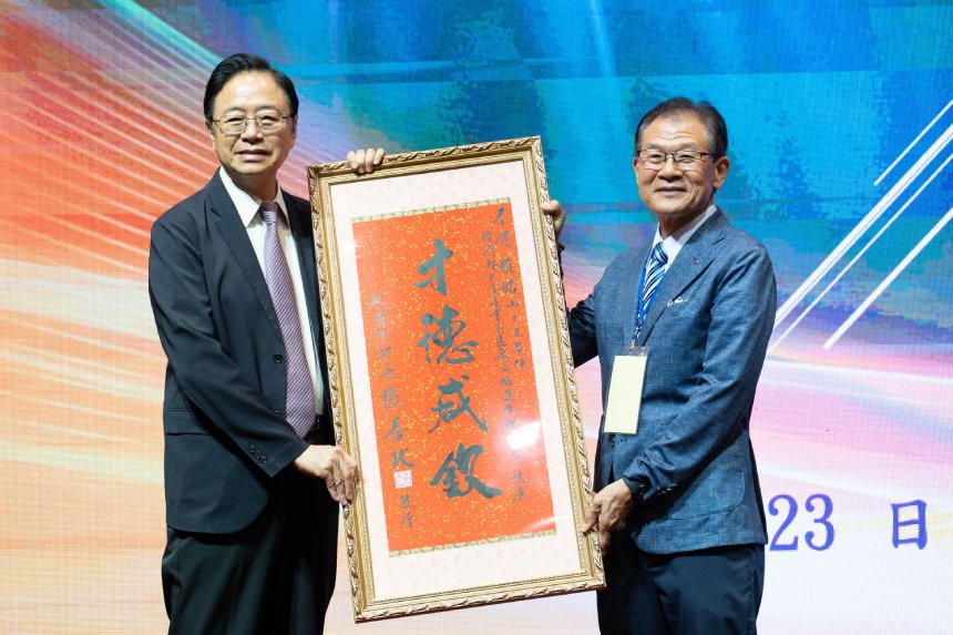 張善政期許攜手企業持續推動智慧製造升級。