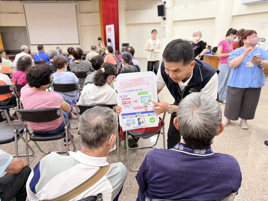 台中東勢地政所結合高齡駕駛換照講習  宣導不動產防詐守護長者財產安全