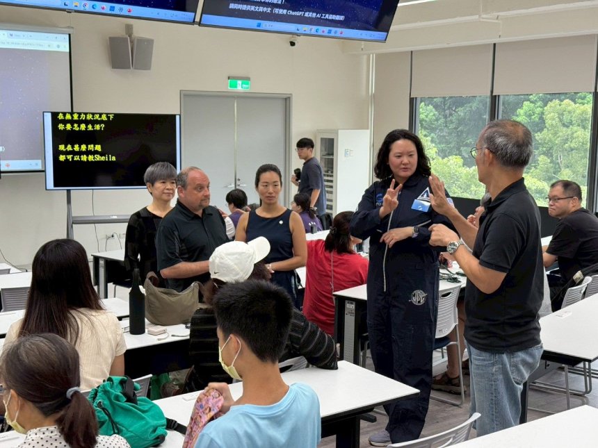 台北市教育局攜手國家太空中心  邀請首位亞裔聾人女飛行...